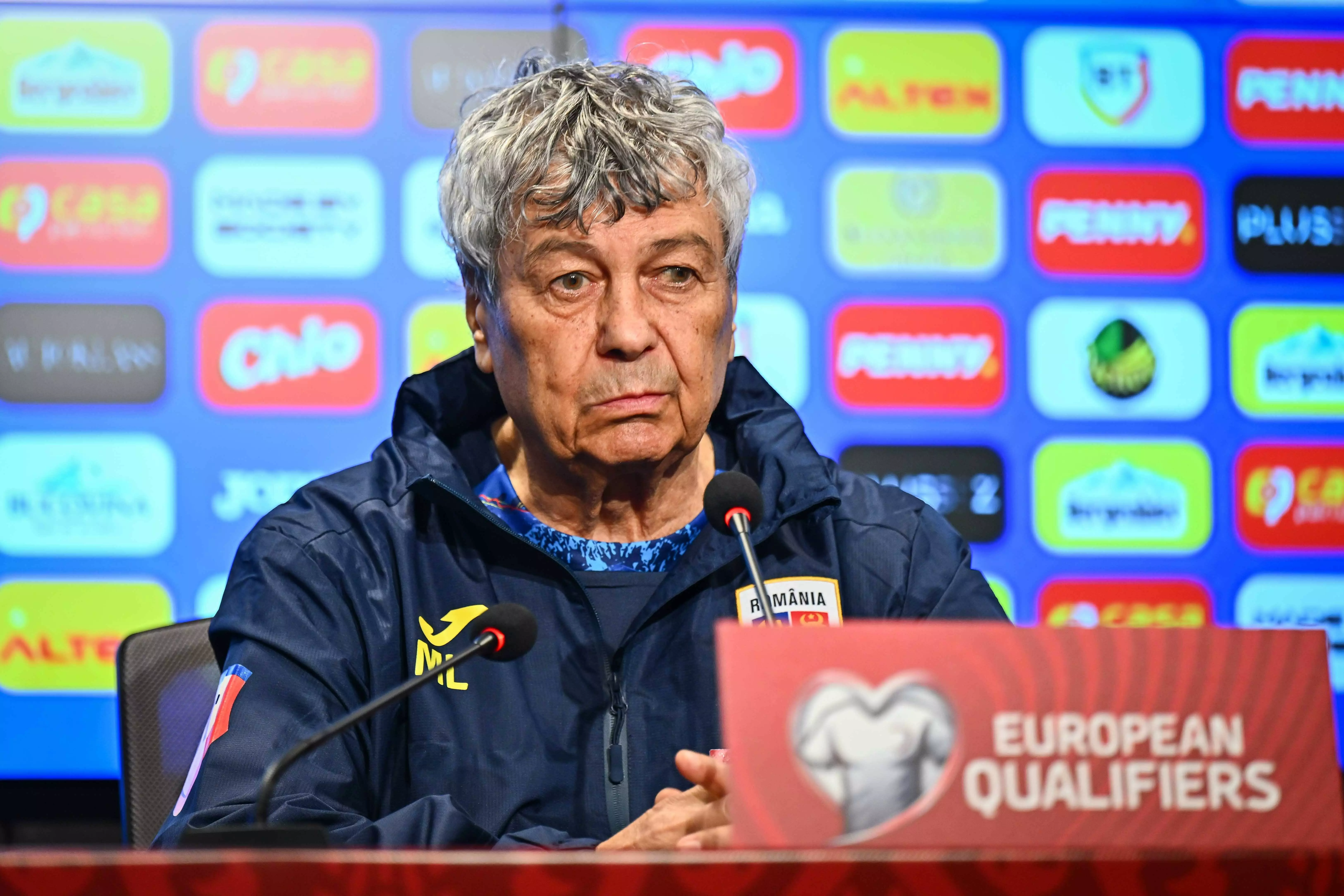 NEWS ALERT Echipa de start a României pentru barajul cu Turcia! Surprizele lui Mircea Lucescu